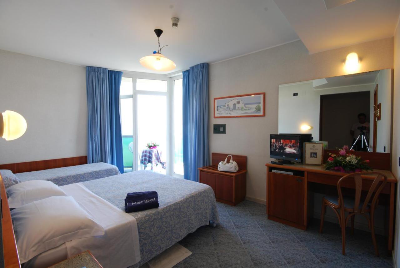 Hotel Meripol 알바아드리안티카 객실 사진